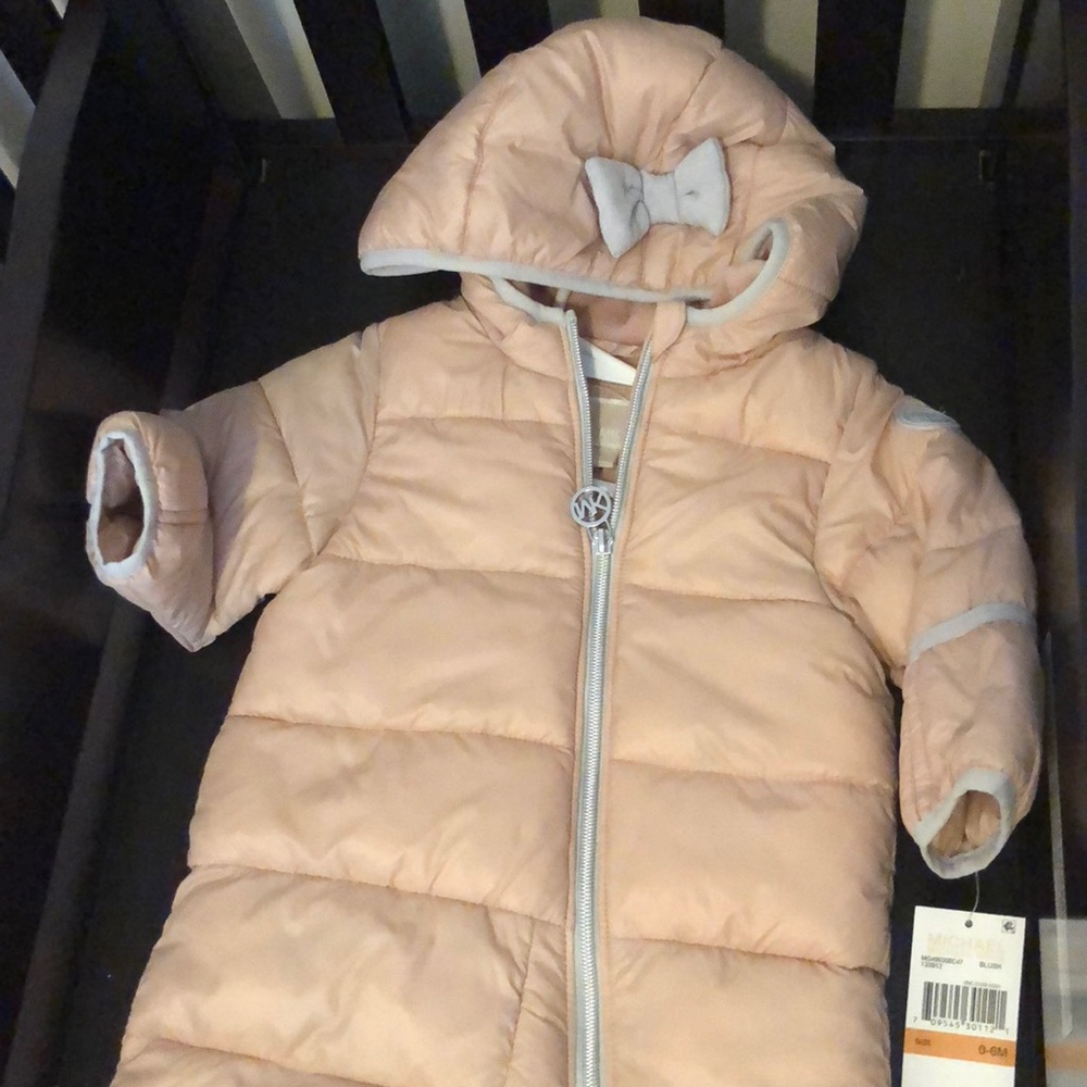 Snow suit